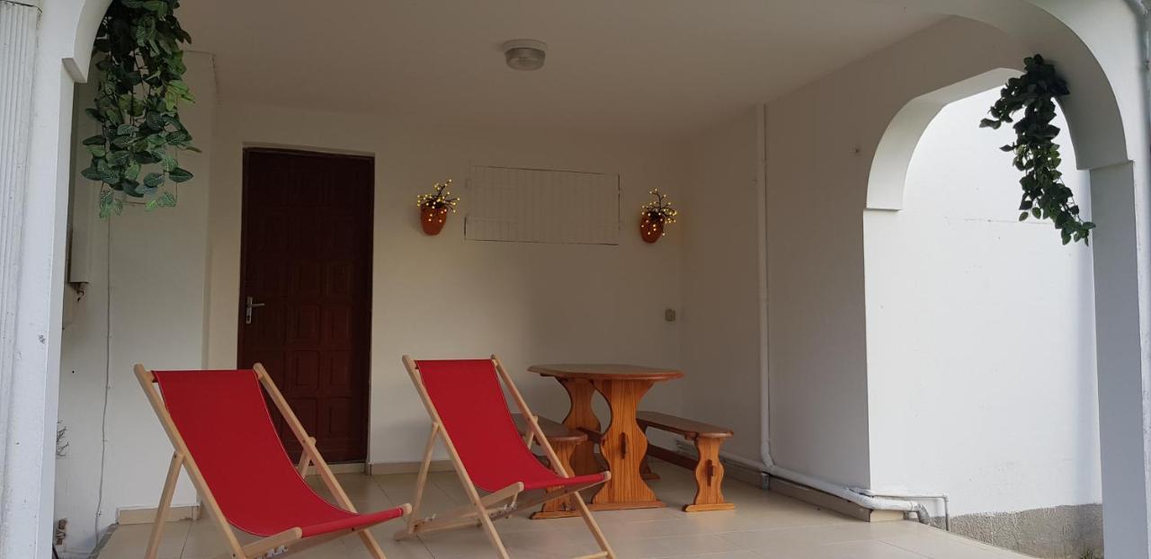 Apartamento Ti-Wait Sainte-Anne  Exterior foto